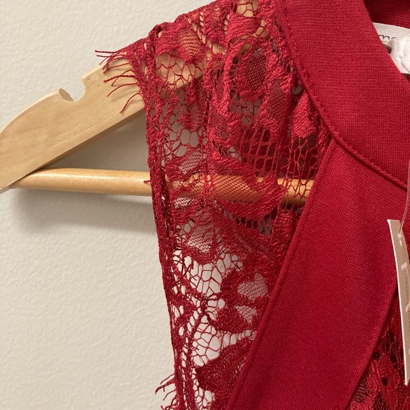 Red lace dress size S - Picture 4 of 8